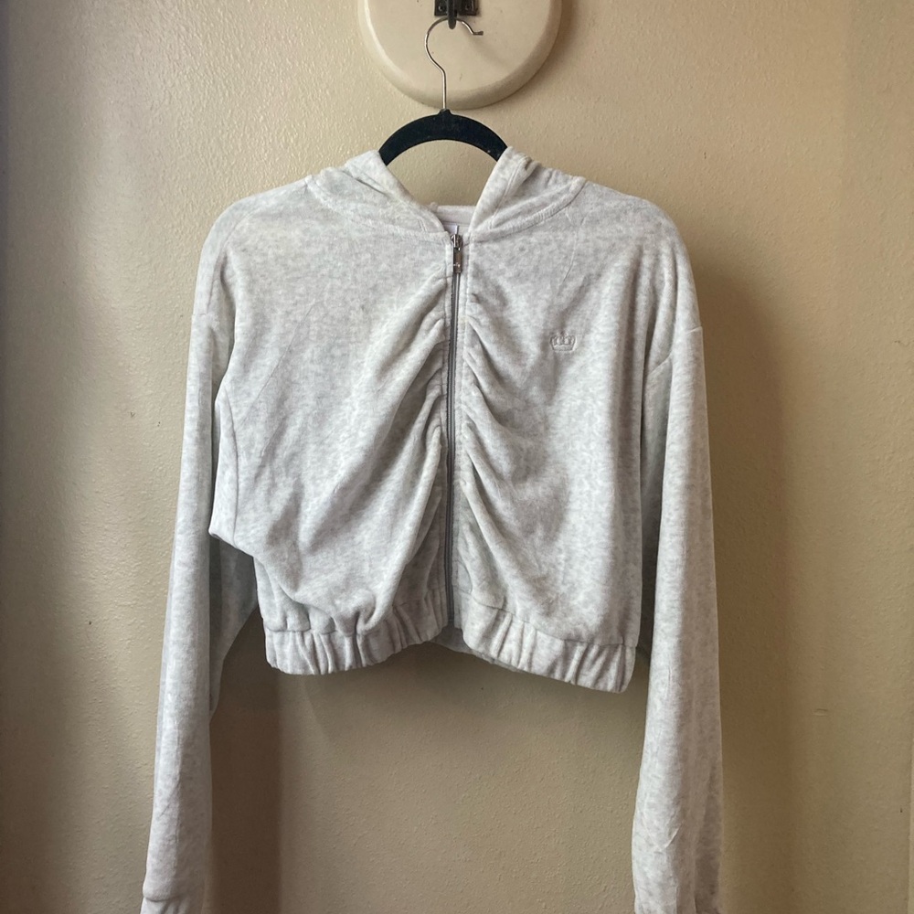 NWOT Juicy Couture Heather Grey Velour Cropped Ruched Zipper Sweatshirt Size M